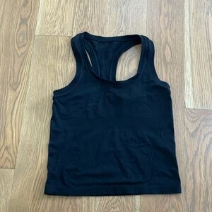 Athleta Women’s Momentum Seamless Tank in Black